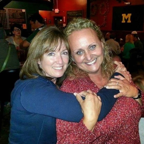 Meet your Posher, Tracey - Picture 1 of 1